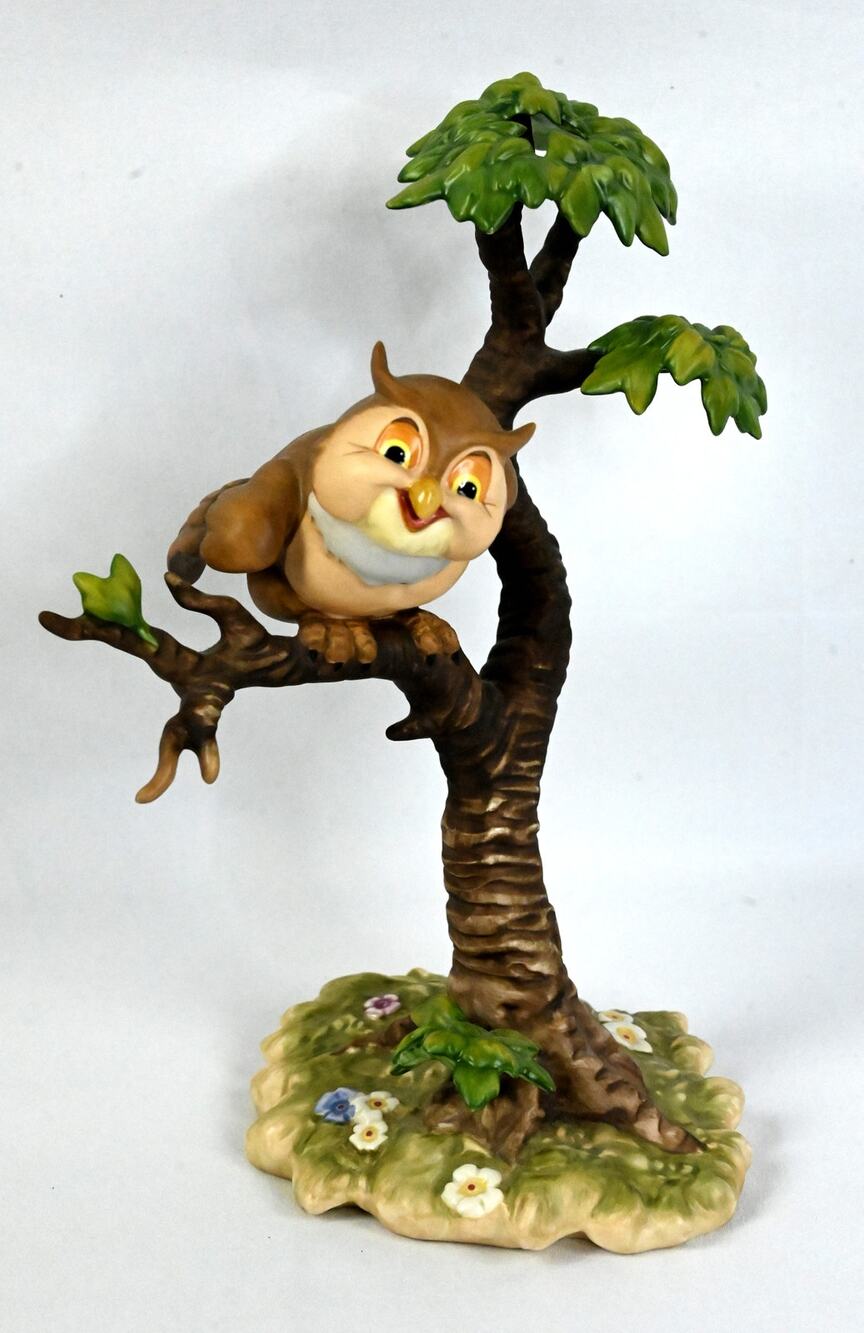 Disney WDCC Bambi 50th Anniversary Friend Owl What's Going On Around Here 1992